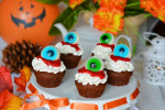 Muffinki z krwawym okiem na Halloween
