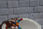 tort biszkoptowy  z masą śmietanową z mascarpone i słodkościami