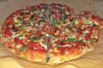 Puszysta kolorowa pizza