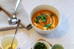 Zupa z marchewki i kolendry