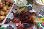 Rocznicowy obiad: pieczony kurczak i ziemniaki