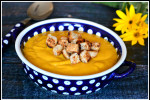 Jesienna zupa krem z dyni, marchewki i batata