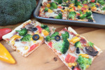 Pizza wegetariańska na cienkim spodzie