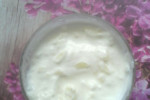 Sos jogurtowo - czosnkowy do surówek