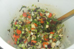 Zupa warzywna z suszonymi pomidorami i piegowatą wkładką ziemniaczano – serową