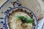 Hummus z oliwkami