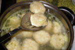 Zupa kalafiorowo-fasolowa z klopsikami