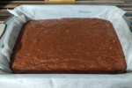Szybkie ciasto czekoladowe z orzechami