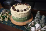 Tort urodzinowy truflowo-pistacjowy