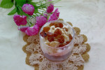 Deser jogurtowy z aromatycznymi jabłkami wg Beciiaaa