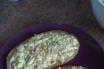 Pasta jajeczna z serem żółtym i ogórkiem