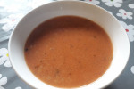 Zupa pomidorowa z cukinią i mlekiem kokosowym