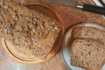 domowy chleb wieloziarnisty