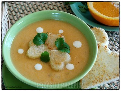 Zupa-krem marchewkowy z pomarańczą i imbirem