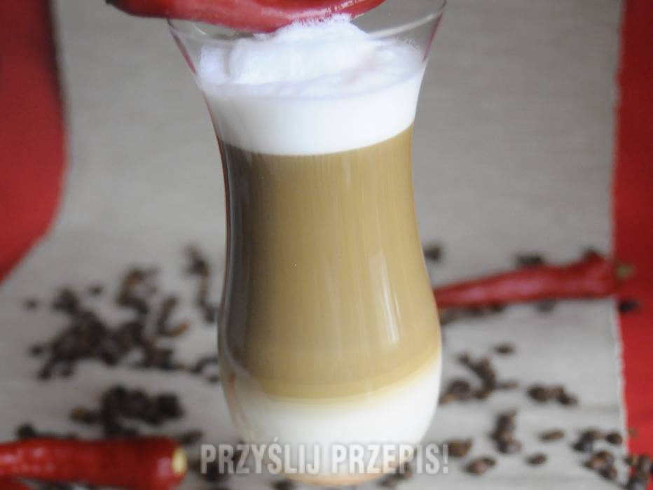 Karmelowe latte z karmelizowaną chilli