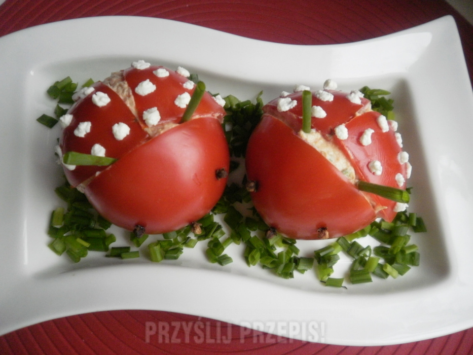 Biedronki z pomidorów