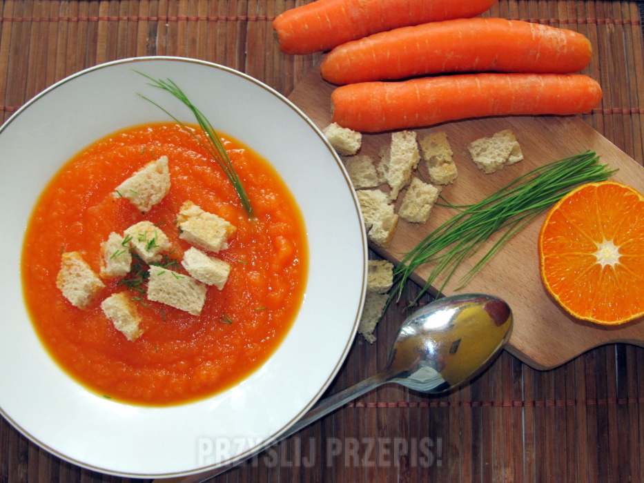 Kremowa zupa z marchewki