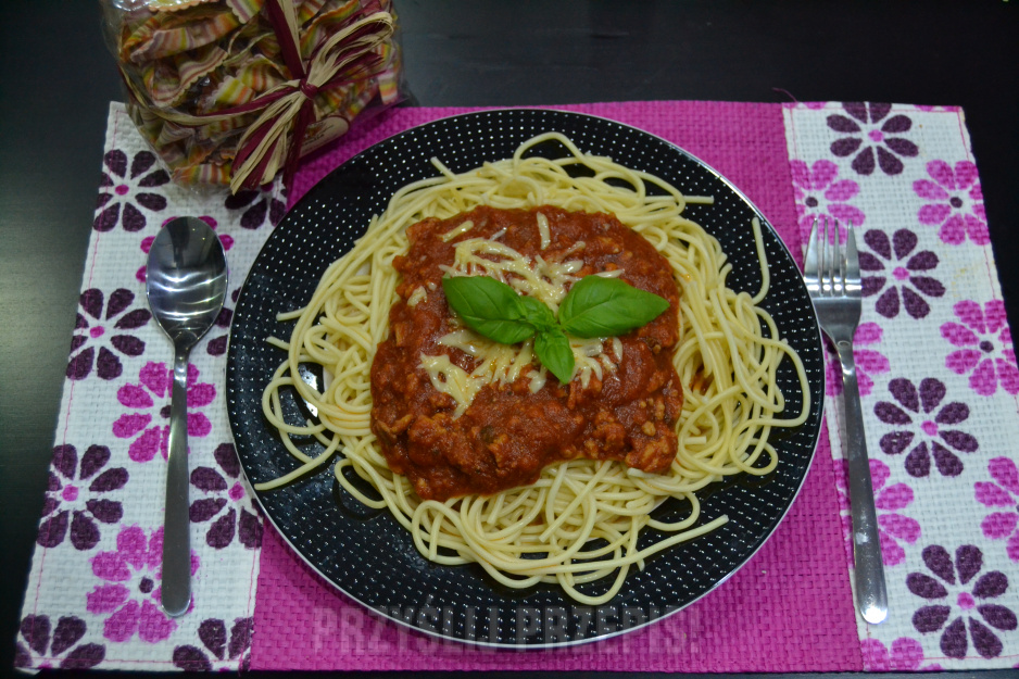 zdrowe włoskie spaghetti