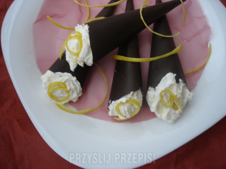 Różki czekoladowe z kremem.