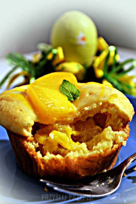 Wielkanocne muffiny z niespodzianką