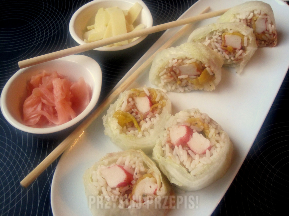 Roladki a'la sushi z kapusty pekińskiej z mango i surimi