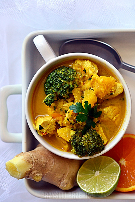 Dyniowo brokułowe curry z kurczaka