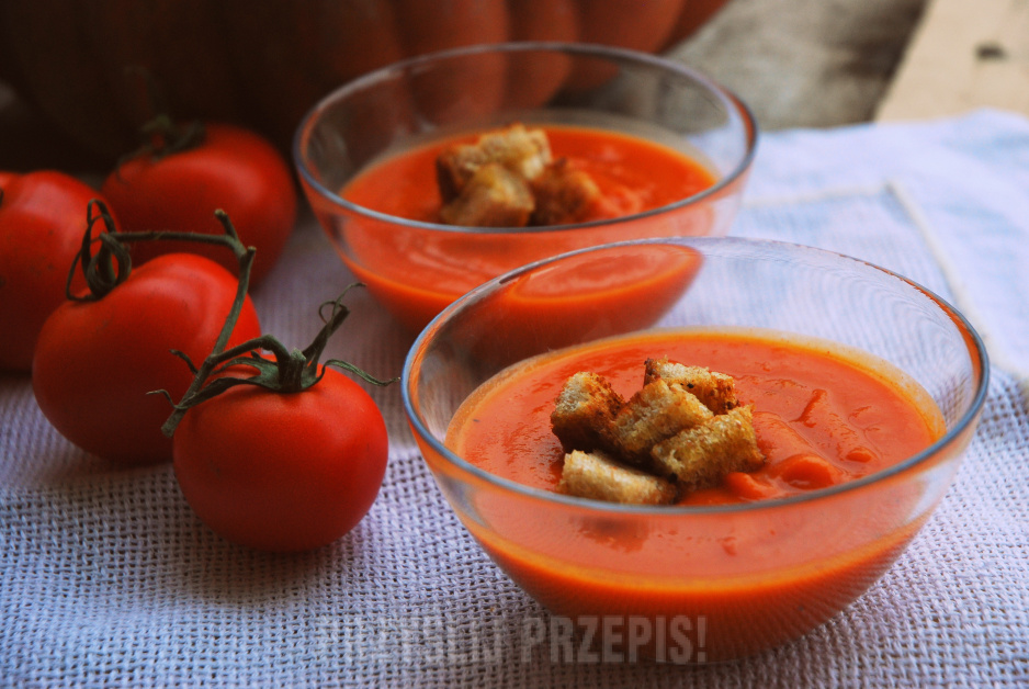 zupa dyniowo-pomidorowa