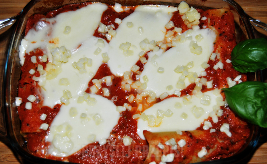 Cannelloni z mięsem w sosie pomidorowym