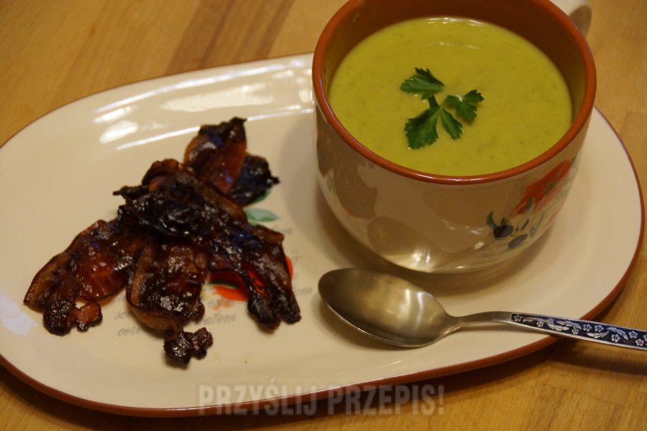 Zielona zupa-krem z  groszku