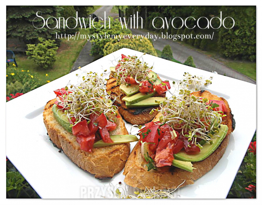 http://mystylemyeveryday.blogspot.com/2014/06/grzanka-z-awokado-sandwich-with-avocado