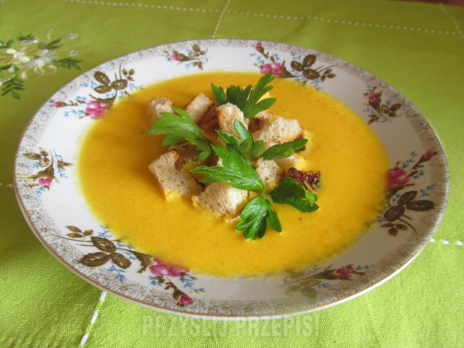 Zupa - krem z marchwi