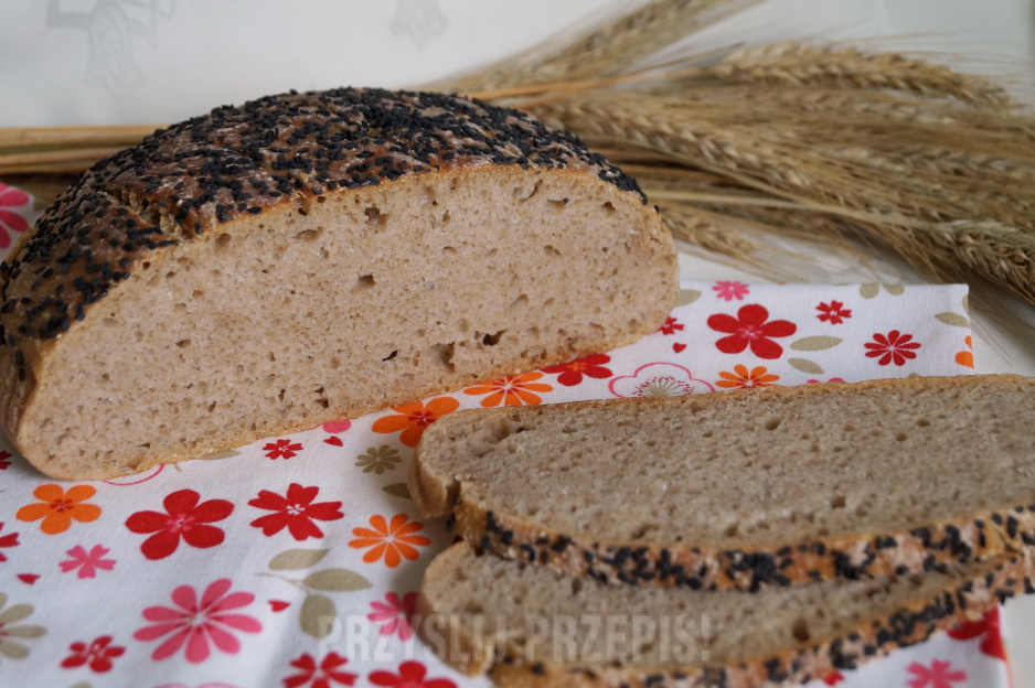 Chleb na zakwasie z mąką jęczmienną