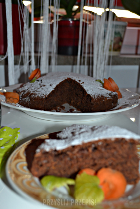 Ciasto czekoladowe z colą i marchewką