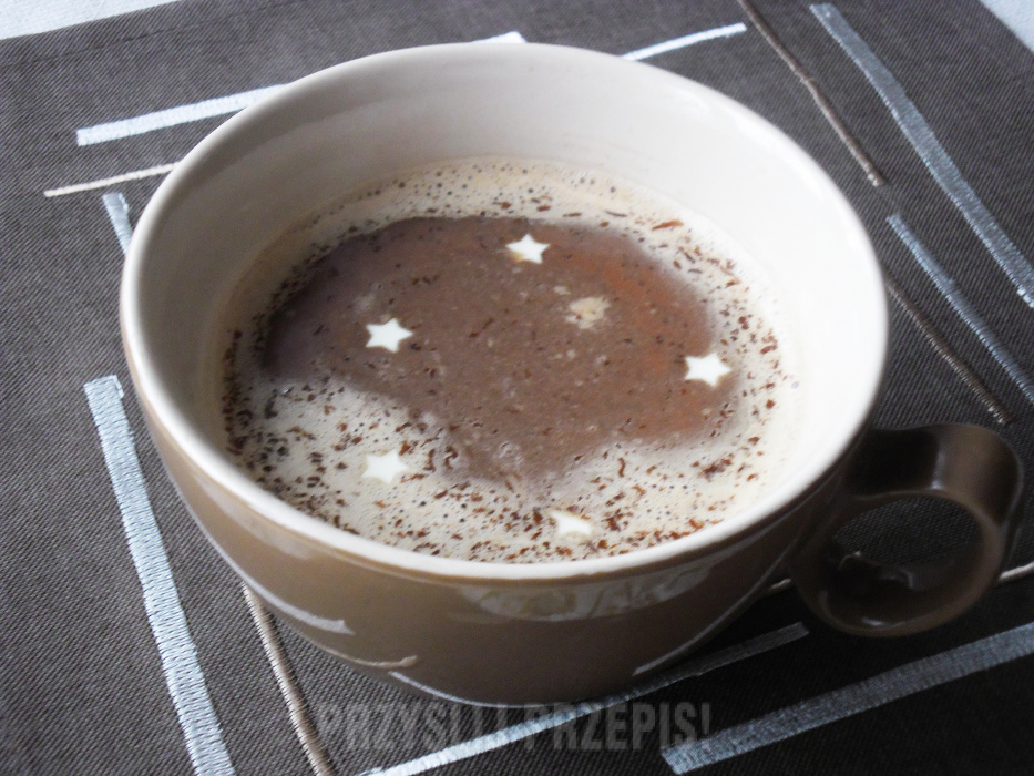 Cappuccino w migdałową nutą
