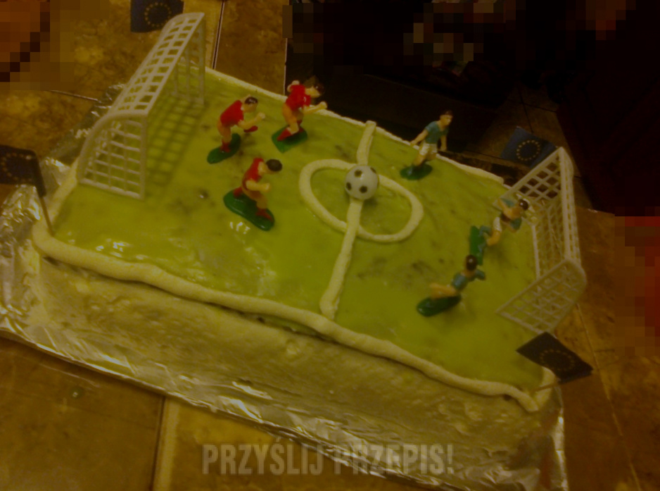 Idealny tort dla najmłodszych fanów piłki nożnej.