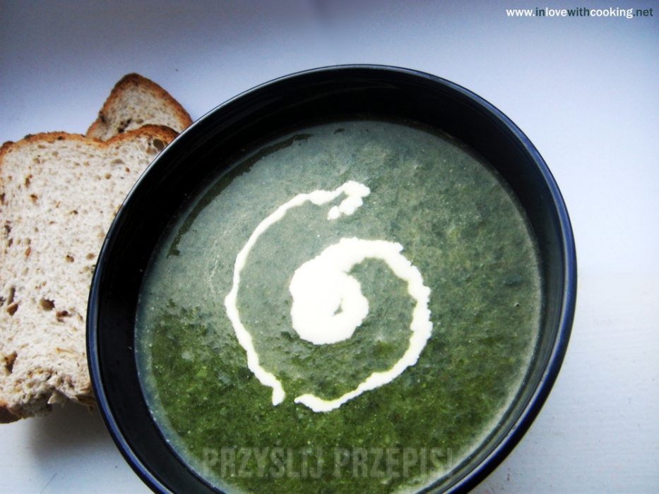 Zupa brokułowo-szpiankowa 