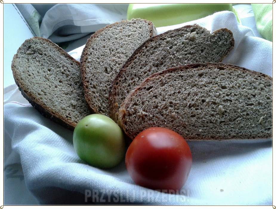 Chleb na drożdżach z młodym jęczmieniem i otrębami