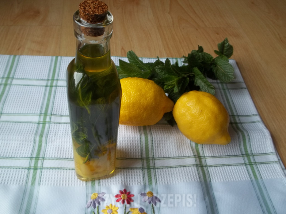 Cytrynowo-miętowa oliwa do sałatek