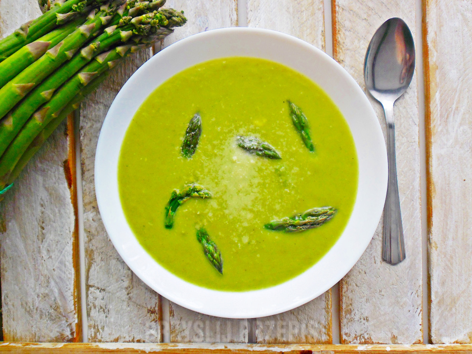zupa krem z zielonych szparagów