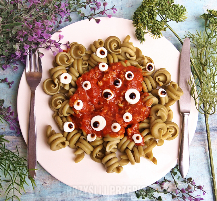 Spaghetti z oczami
