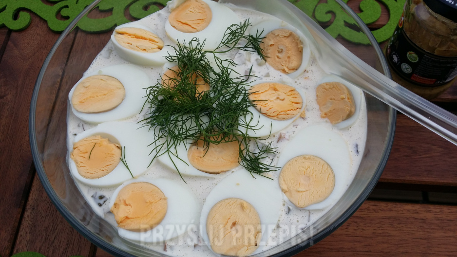 jajka w sosie tatarskim