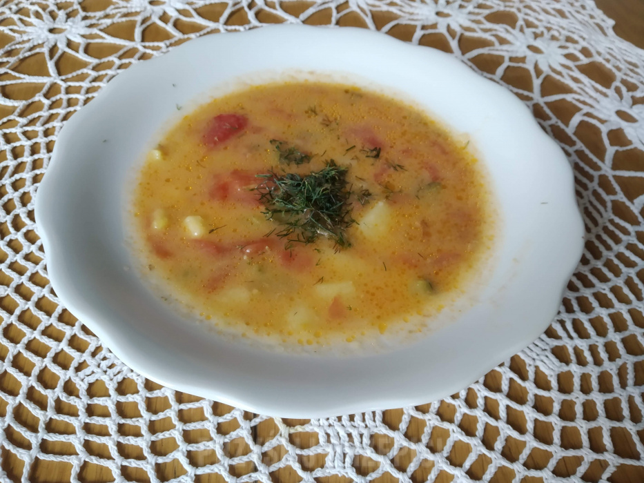 zupa z cukini z pomidorami