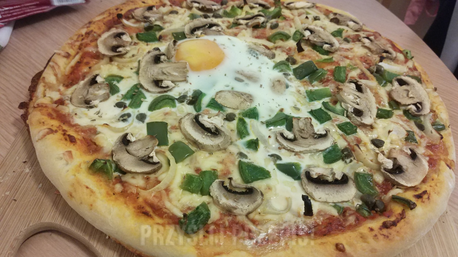 Pizza "Rocky Jajo"