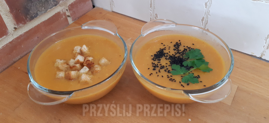 Zupa krem  z czosnku i marchwi