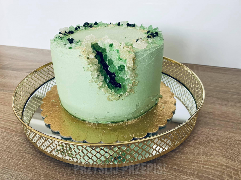 Geode cake tort kryształowy