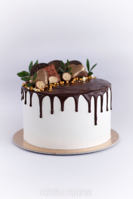 Tradycyjny tort makowy z kremem „jak dawniej”