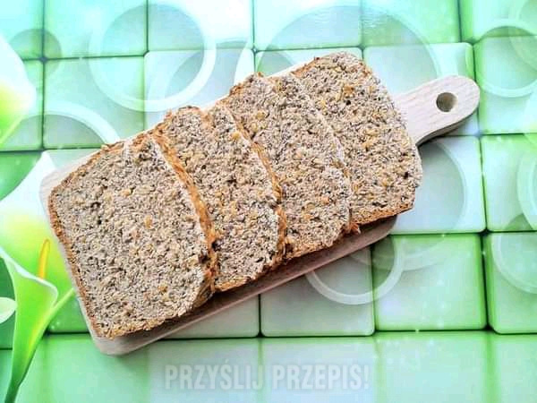 Chleb orkiszowo - gryczany z sezamem i lnem na kefirze, sodzie i proszku do pieczenia
