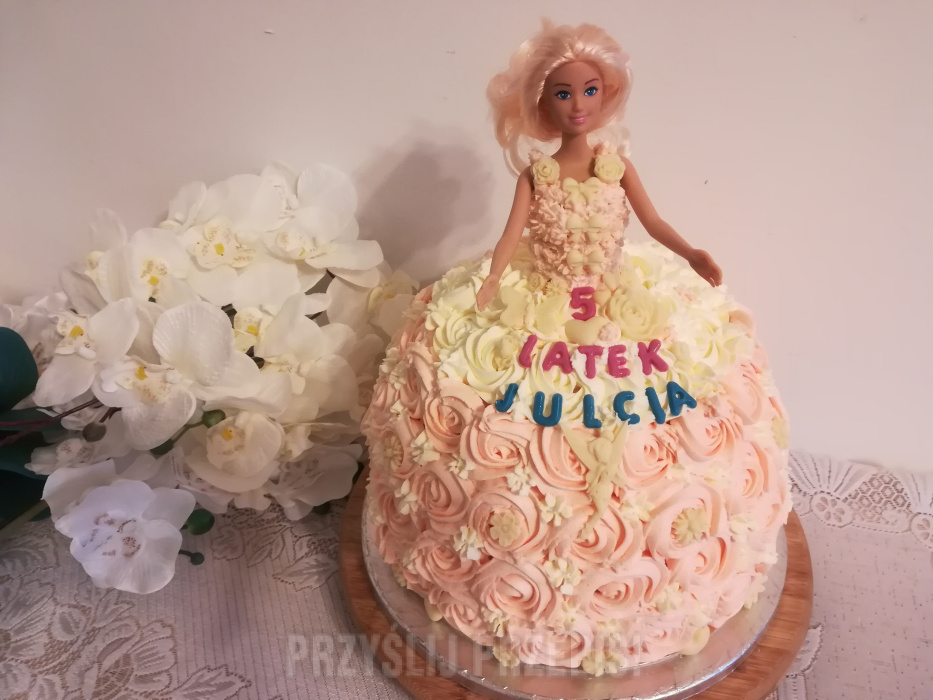 Tort urodzinowy ''Lalka Barbie''