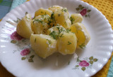 Młode ziemniaki w śmietanie wg.2milutkiej:):)