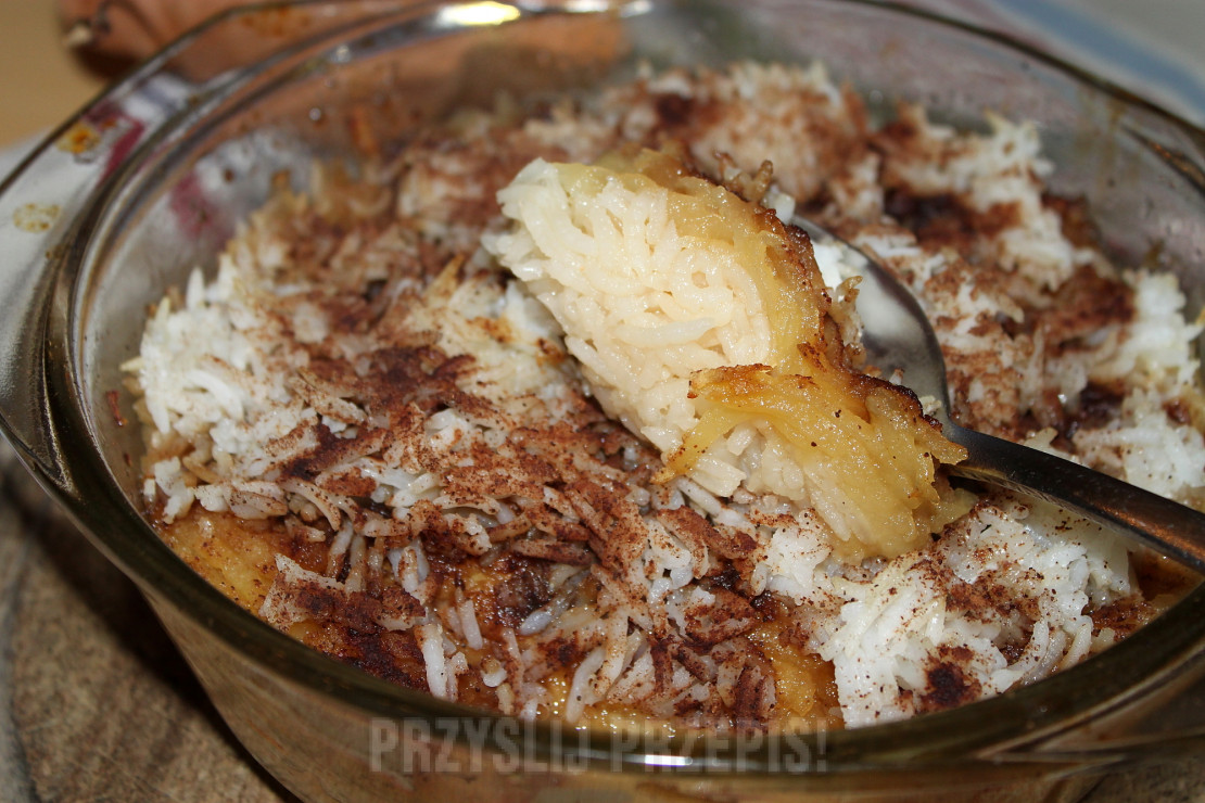 Zapiekany ryż z jabłkami i cynamonem wg Kasi Janeczko